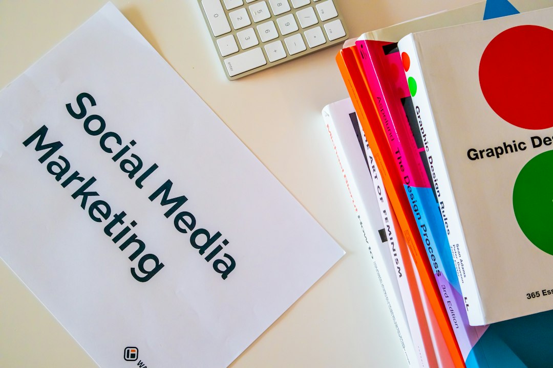Photo social media role