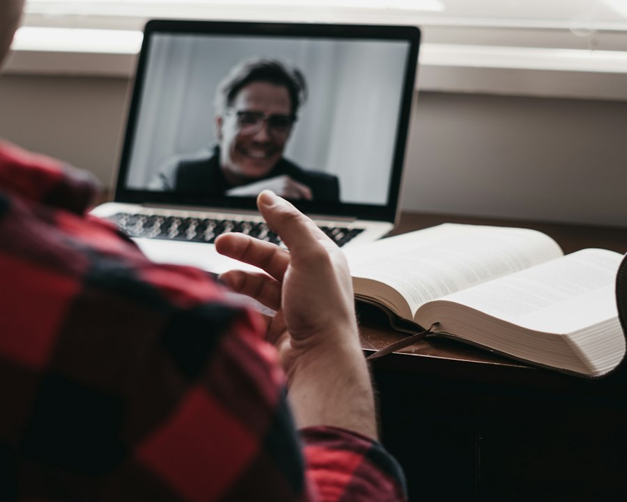 Photo online discussions tips